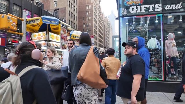 Шикарная Прогулка по Таймс-Сквер! МАНХЭТТЕН)= смотреть онлайн