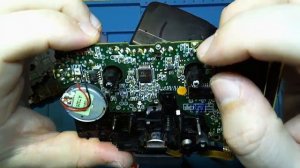 Простий ремонт касетного плеєра Sony Walkman WM-FX153.