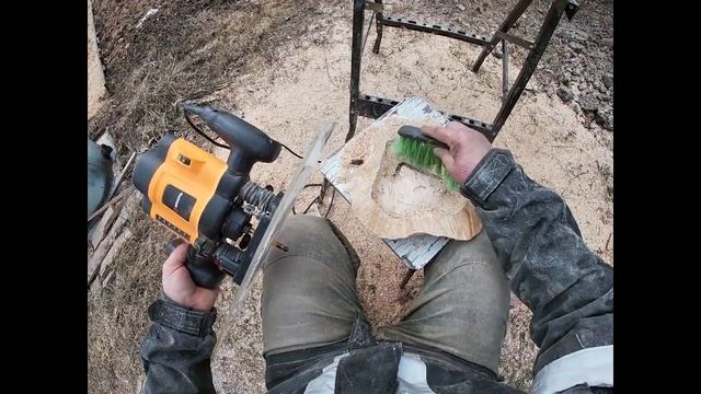 Углубление фрезером чаши из сувеля берёзы