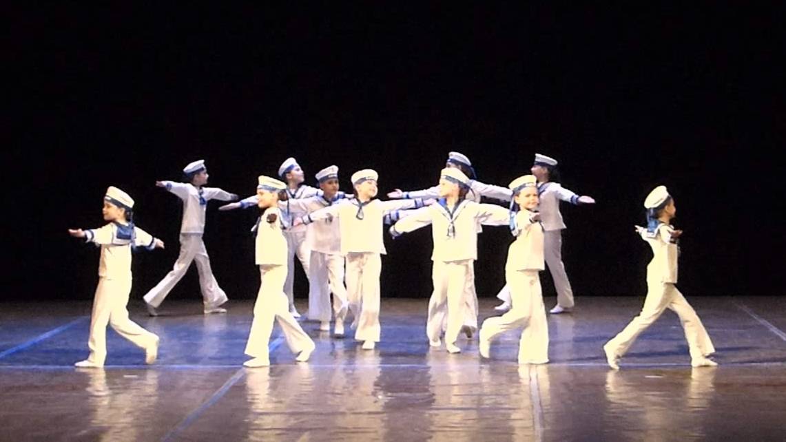 Театр танца «Сапфир» - На палубе смотреть онлайн