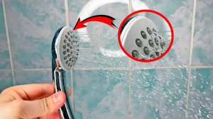 Как ПРОЧИСТИТЬ ЛЕЙКУ для ДУША от ИЗВЕСТКОВОГО НАЛЁТА, если ЗАБИЛИСЬ ДЮЗЫ и ВОДА ПЛОХО ВЫХОДИТ?!