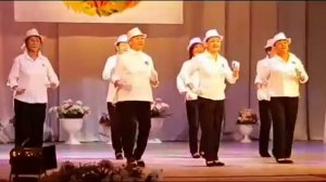 танец со шляпами