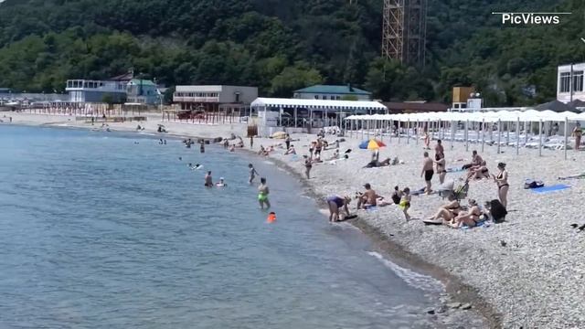 Небуг Туапсинский район Краснодарский край сегодня 7 июня 2025. Обстановка на пляже море и погода смотреть онлайн