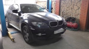 Замена шкива генератора на обгонную муфту на BMW X6 2011  БМВ X6 3,0 бензин