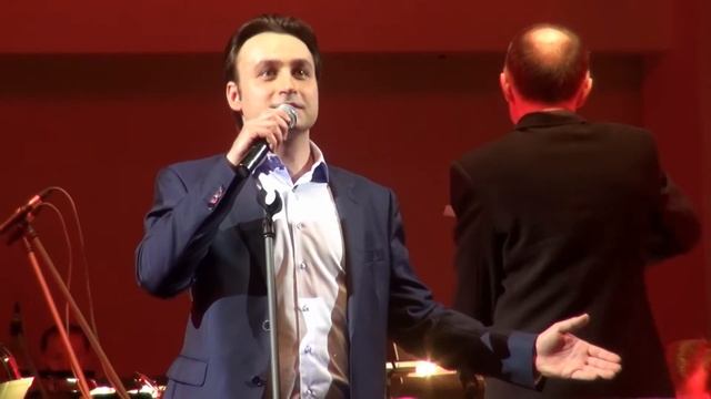 "Города" - Владислав Косарев и Оркестр Кинематографии ( концерт "Звучащее кино" ) ( 2014 ) смотреть онлайн