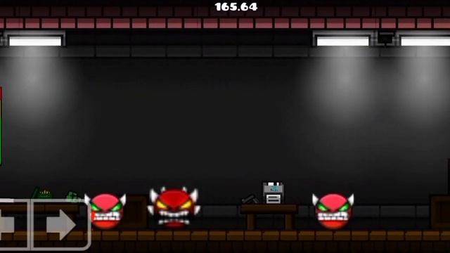 Фильм Geometry Dash 1 часть фильм не мой!!! смотреть онлайн