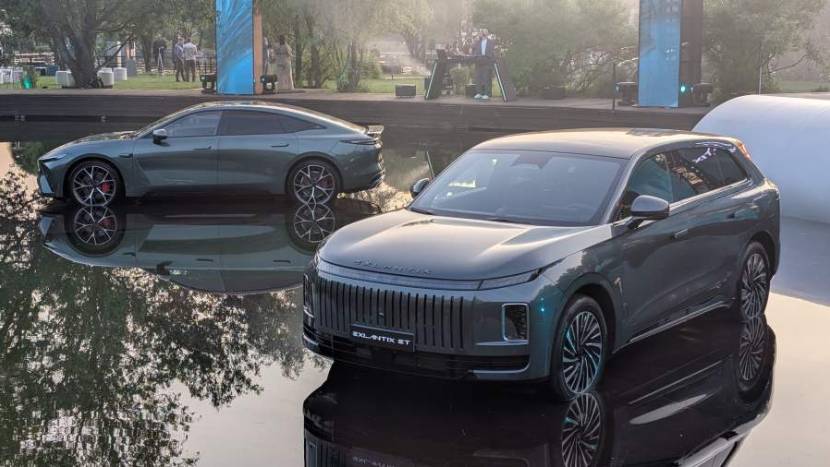 Exeed объявила цены двух новых моделей Exlantix в России