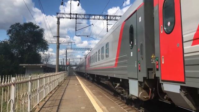 Вишня! Тепловоз ТЭП70БС-042 с поездом №006Г Москва-Астрах?