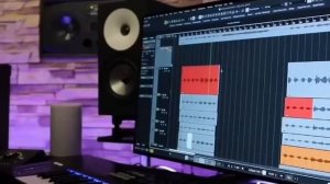 Шаман представил песню, с которой выйдет на сцену Интервидения.Нзывается «Прямо по сердцу»