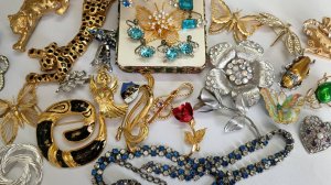 184. Фигурные броши и другие находки. Monet, AAI, Mylu