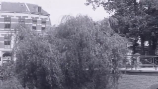 Нейтралитет Голладнского Рейха в Hearts of Iron 4 смотреть онлайн