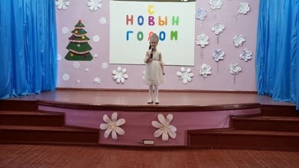 "Зима" песенка из м/ф "Три кота" в исполнении Собины Дарьи