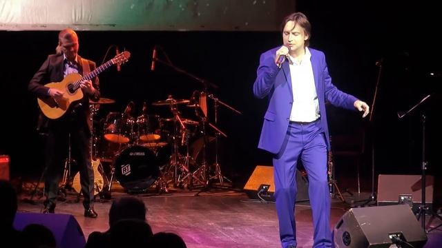 "Эй, ямщик, гони-ка к "Яру" - Владислав Косарев и Виталий Кись (гитара ) смотреть онлайн