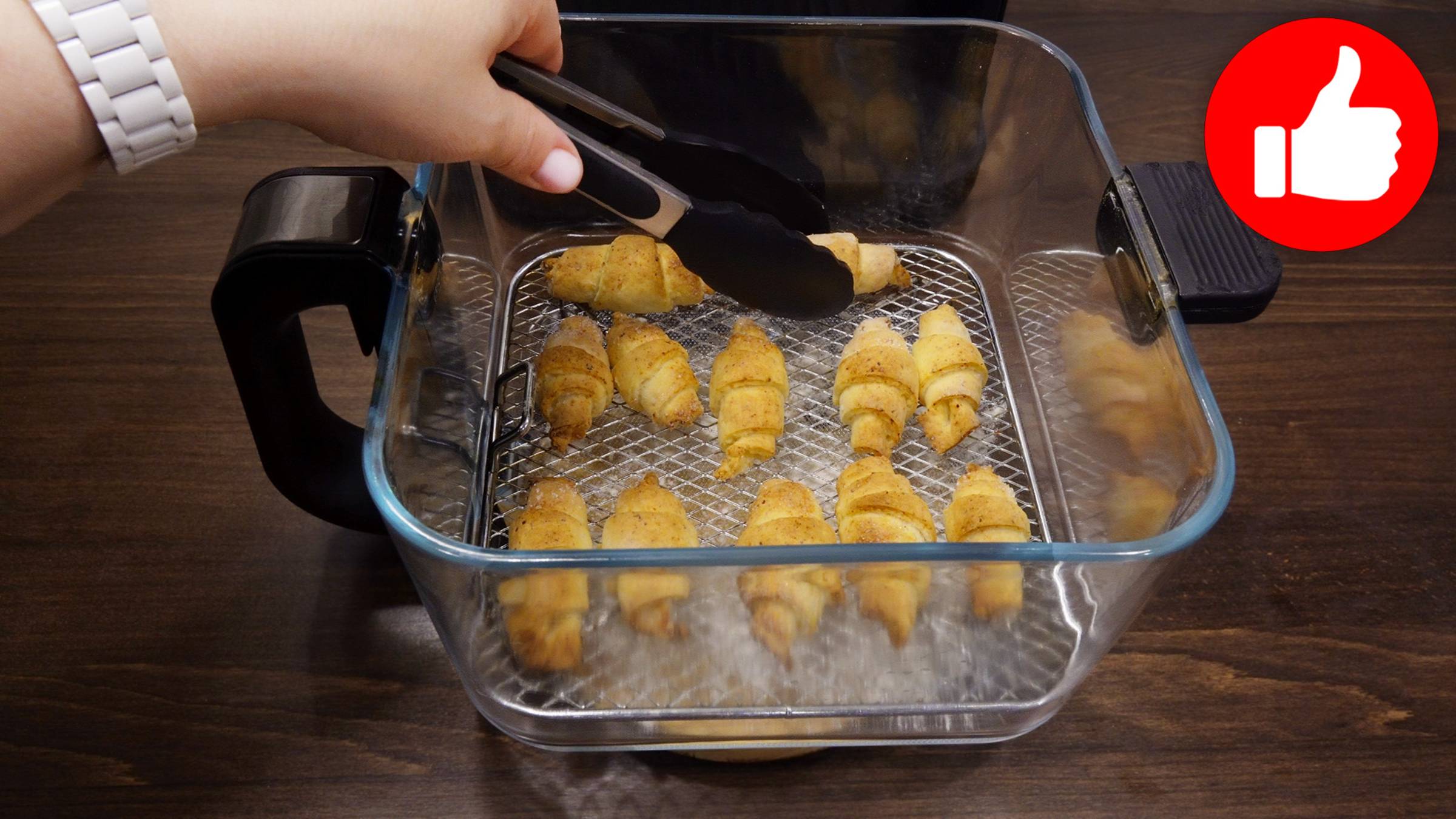 Если есть немного творога и 5 минут! Готовлю творожные рогалики - простой рецепт выпечки в аэрогриле смотреть онлайн