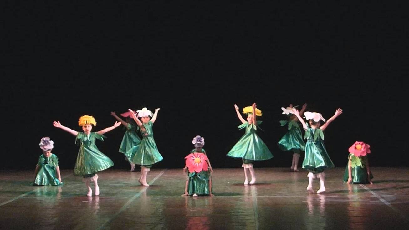 Театр танца «Сапфир» - Букет для мамы смотреть онлайн