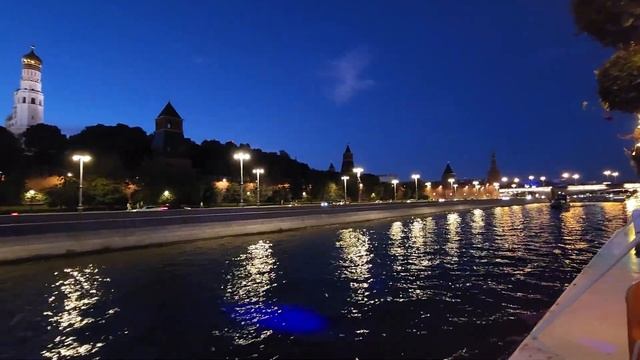 Теплоход Маэстро .Москва.