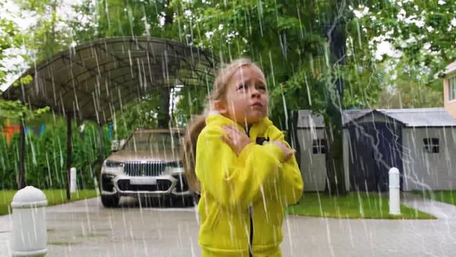 Майя строит секретные комнаты для своих пушистиков смотреть онлайн