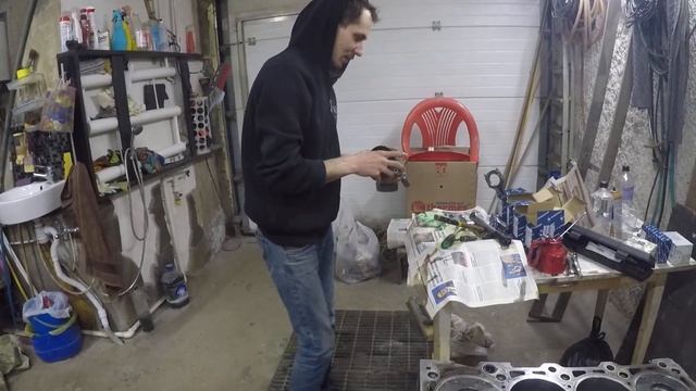 Собираем двигатель ом 611 в мерседес Спринтер.