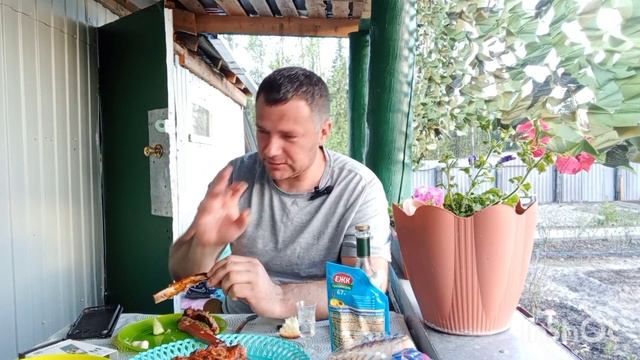 "Индеец" опять в деле! Огород посеял, теперь можно и "ду? смотреть онлайн