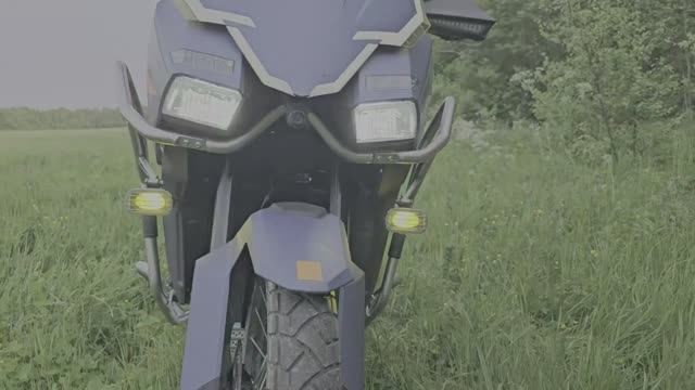 Обзор мотоцикла Zontes 703F. Световые приборы смотреть онлайн