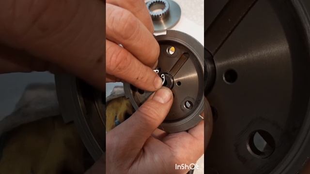 Разборка, чистка и сборка фазовращателя Mercedes м104, м111. К смотреть онлайн