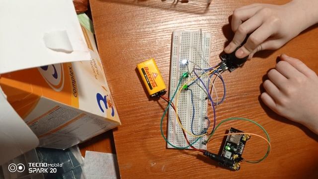 как работает джойстик без Arduino