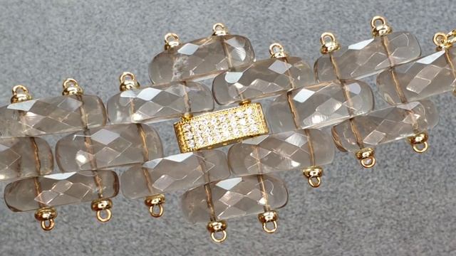 Второе украшение из браслетных бусин. Раухтопаз. смотреть онлайн