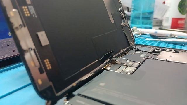 #iphone14promax замена вздутого аккумулятора