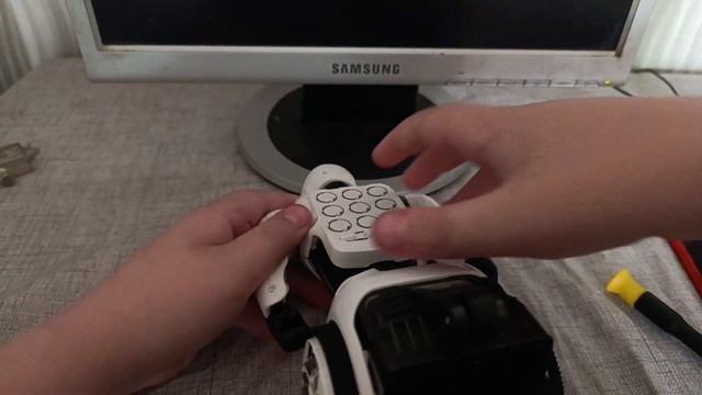 Разборка детского игрушки YCOO NEO Junior 1.0 — кошмар подаро?