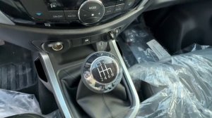 Nissan Navara 2,5L 4x4 КП механика Бензин 2025 model
