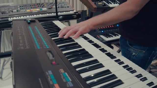 Take On Me -(cover by Munatix), On Yamaha DX7, DX5, Roland Juno 60