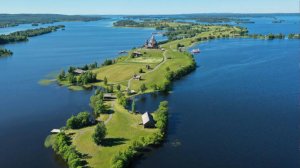 Жемчужина Русского Севера: голубые озера, мраморные каньоны, водопады. Самые красивые места Карелии