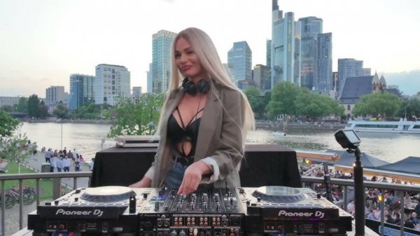 Acid Bounty | Deep House | Minimal House / Frankfurt