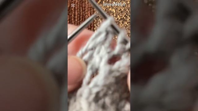 Вяжем 3 петли вместе с наклоном влево/вправо и выделим смотреть онлайн