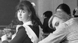 Песня "Школьная любовь." Из наших старых записей. Поёт Вл.Мещеряков.