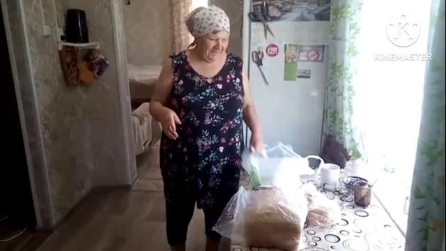 Поправилась + 2 кг./дедушка с костылём смотреть онлайн