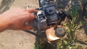 Бензотример. Плохо заводится. Нету холостых. Работает только на высоких оборотах.