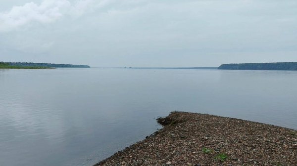 п. СТРЕЛКА, где АНГАРА  впадает в ЕНИСЕЙ... 
Со Святой Троицей!