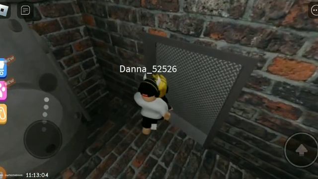 ИГРАЕМ СБЕГИ ИЗ ТЮРЬМЫ МИСС АНИ-ТРОН!(СТРАШНОЕ ОББИ)