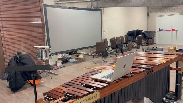 ПРОХОЖУ УРОВЕНЬ И ОДНОВРЕМЕННО ИГРАЮ МУЗЫКУ ИЗ НЕГО В смотреть онлайн