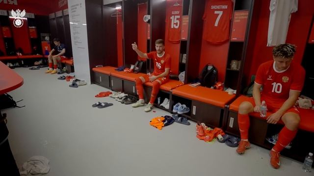 СБОРЫ. ДЕНЬ МАТЧА РОССИЯ – НИГЕРИЯ | Эмоции Сафонова, установка Карпина, возвращение в «Лужники» смотреть онлайн