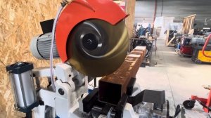 Распил профиля 120*120мм на дисковой отрезной пиле MC-350B