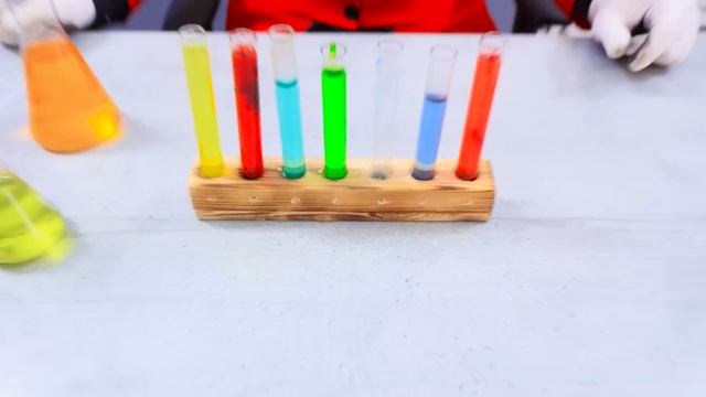 Соник в Игре в кальмара! Игра в кальмара с супергероям? смотреть онлайн