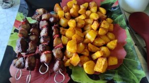 Шашлык и картошка в аэрогриле