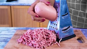 Я просто НАТЕРЛА КОЛБАСУ на терке! Все обалдели когда попробовали!!!