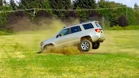 #18 😆😆😆ТОПОВЫЕ СМЕШНЫЕ МОМЕНТЫ / АВТОМОБИЛЬНЫЕ НЕУДАЧИ😆😆😆 смотреть онлайн