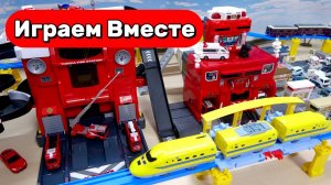 Игровой город с пожарными машинами и поездами 🚂 Игрушки мультики детям ! Играем вместе !