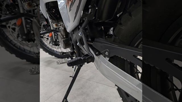 Мотоцикл Regulmoto TE PRO NB300 смотреть онлайн