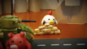 Chicken gun из пластилина!бой свиней и курицы