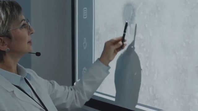 Квантовые загадки: Путешествие во времени и параллель